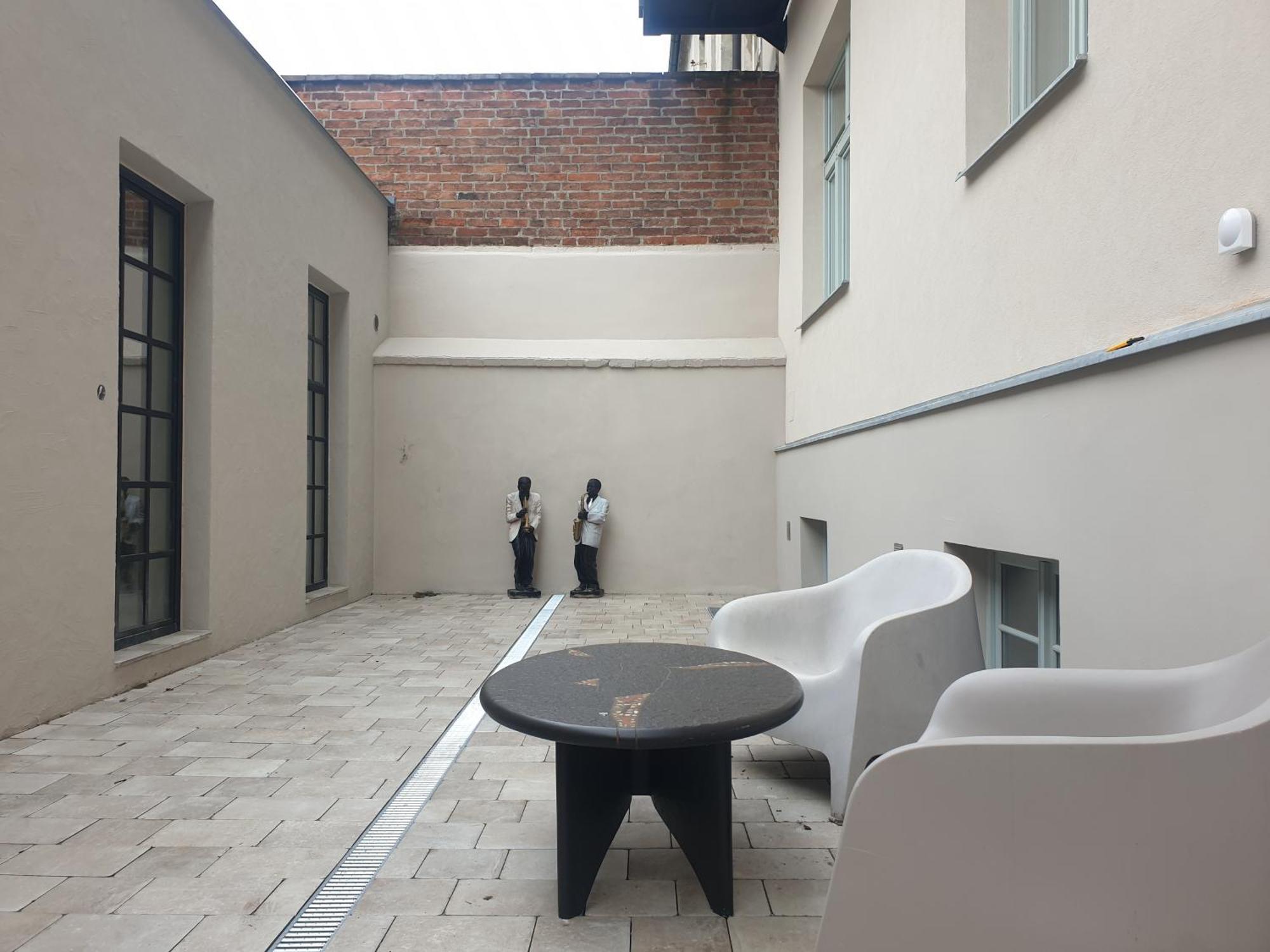 Art Nouveau Apartment With Garden In Pisek Экстерьер фото