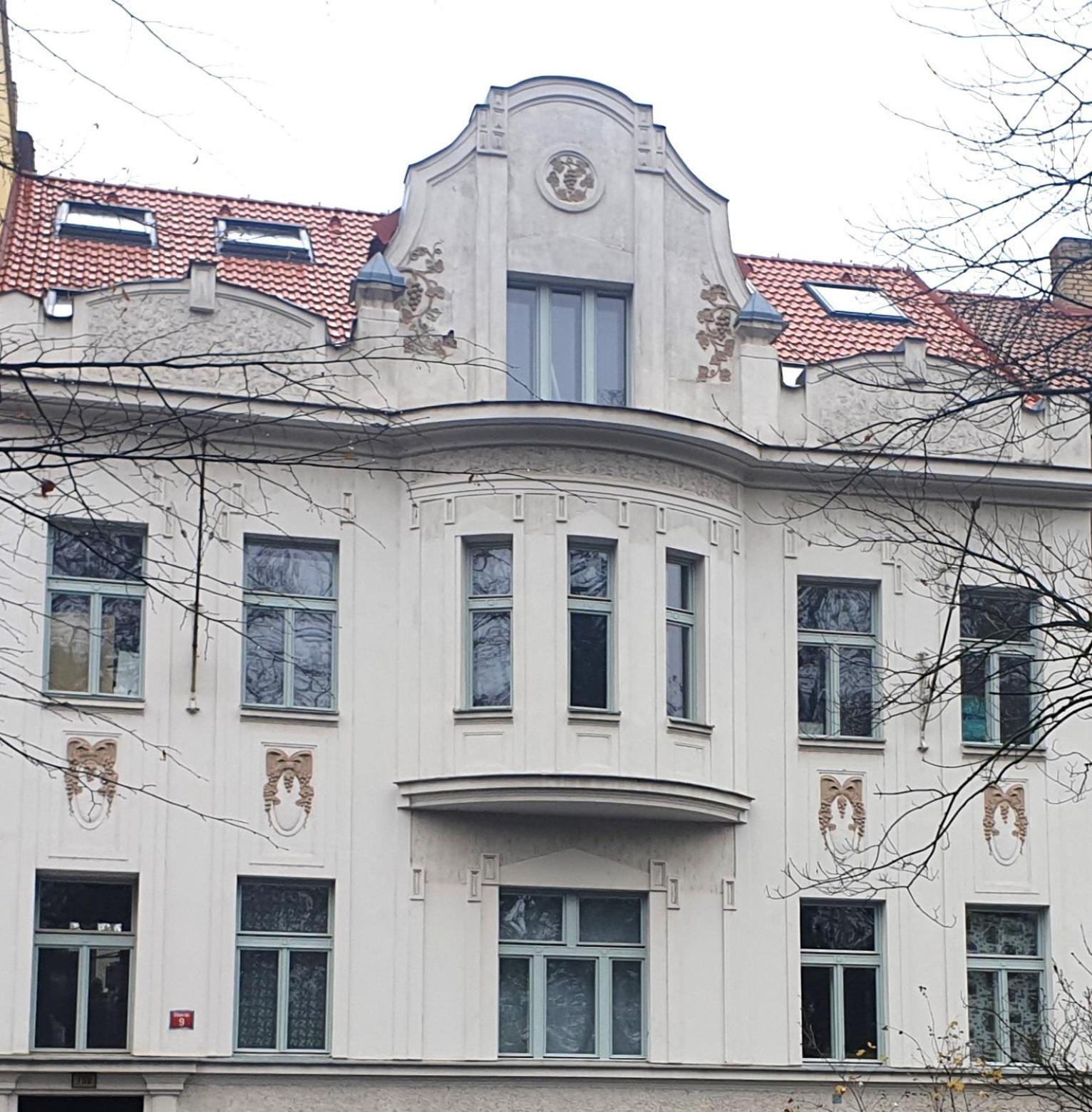 Art Nouveau Apartment With Garden In Pisek Экстерьер фото