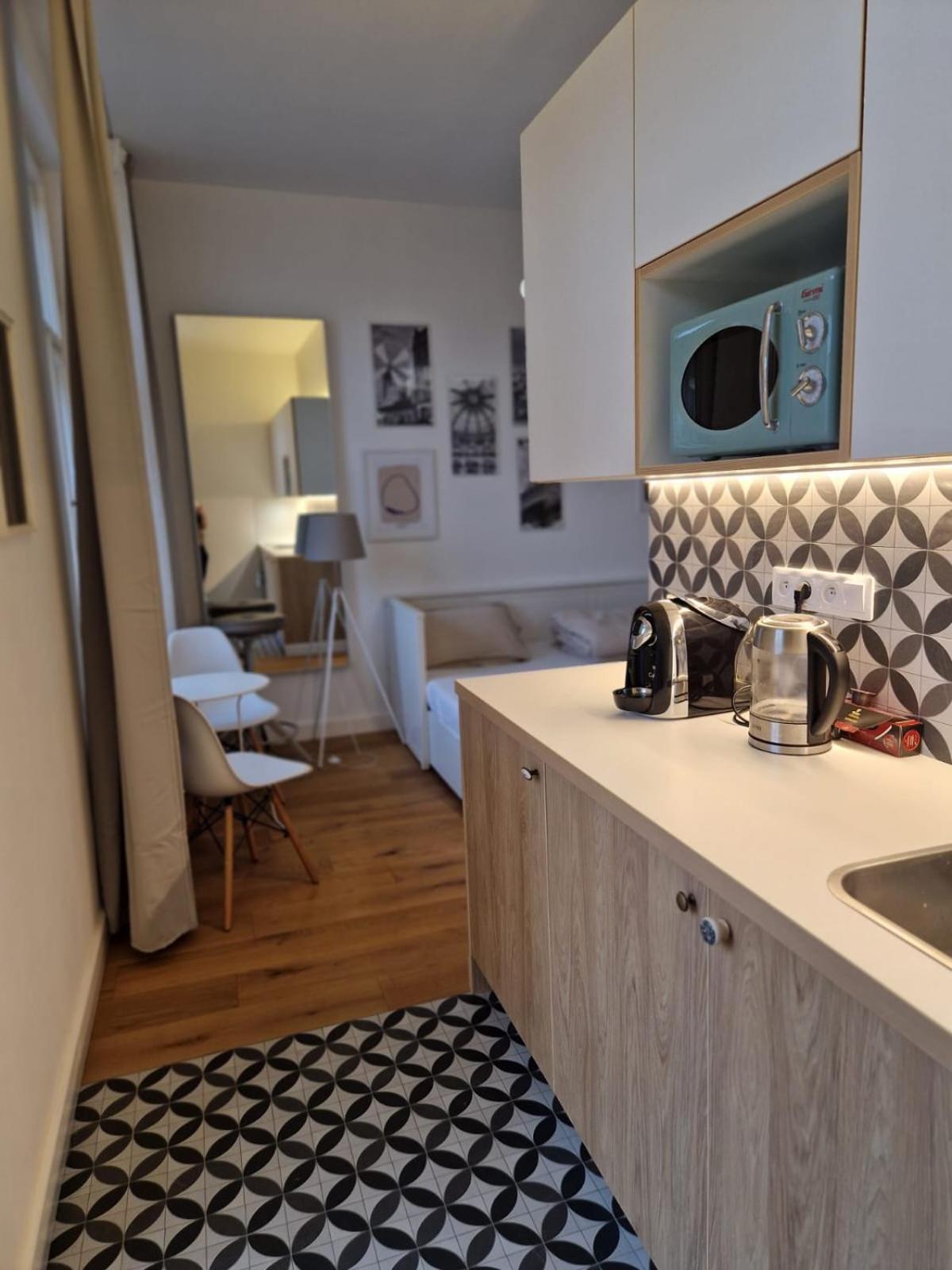 Art Nouveau Apartment With Garden In Pisek Экстерьер фото