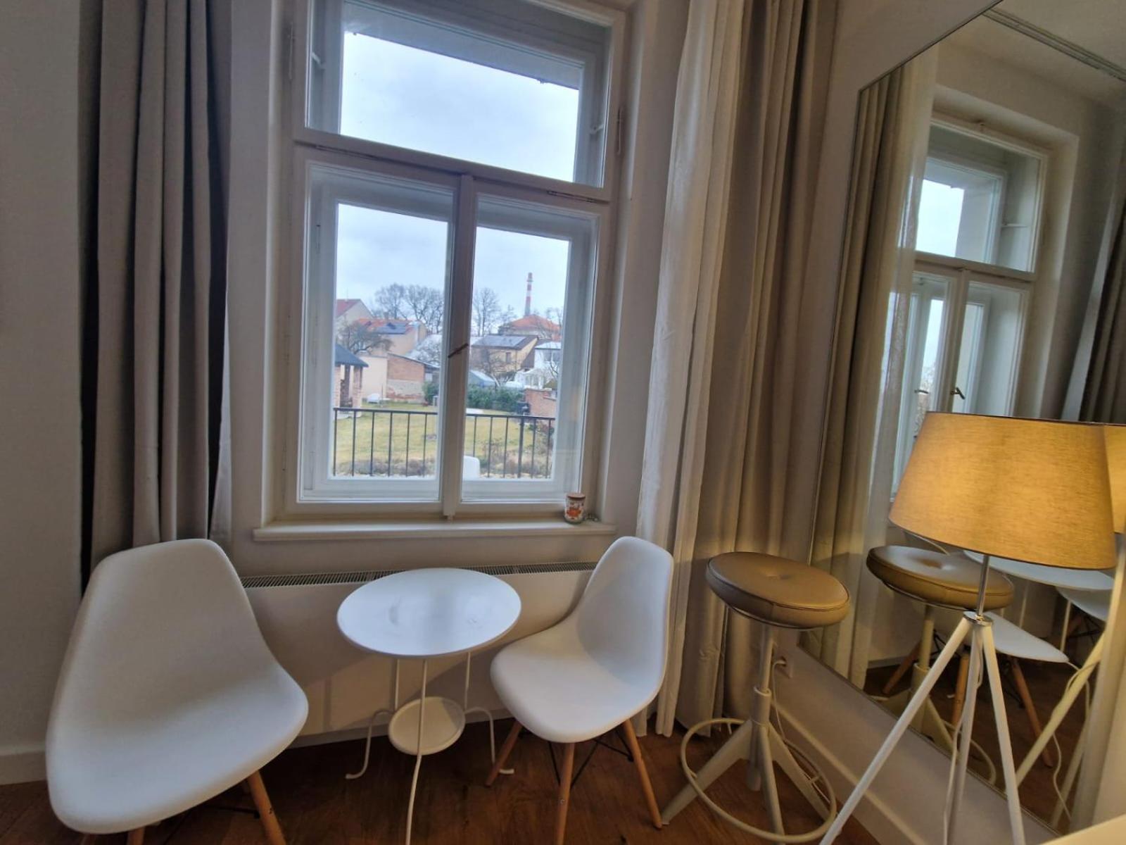 Art Nouveau Apartment With Garden In Pisek Экстерьер фото